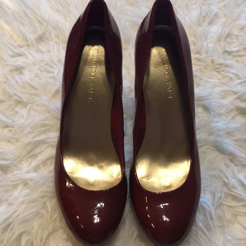 FRANCO SARTO Maroon closed toe heels